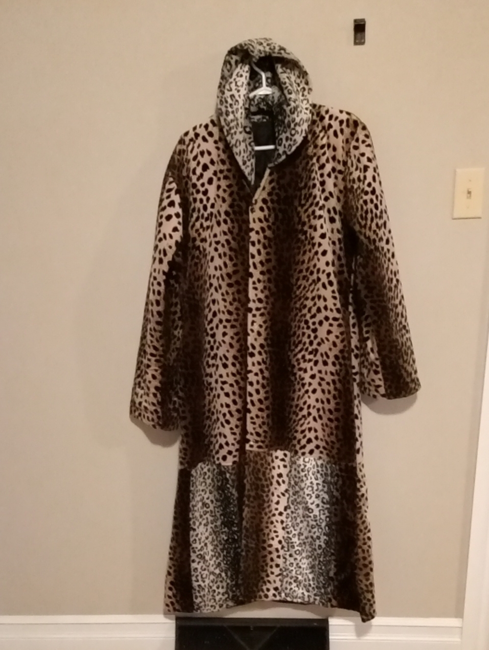 Handmade Animal Print Tan/Black PTP 22.5" L 51.5" Quilted Lining Coat